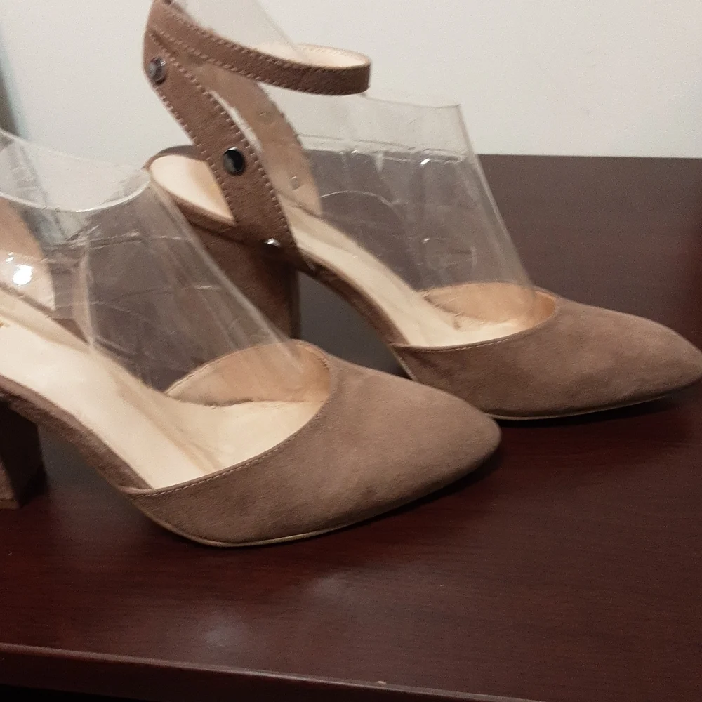 Nine West very good